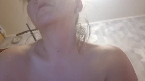 estrellawalters online show from June 12, 9:39 am