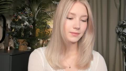 Natalie online show from January 8, 5:55 am