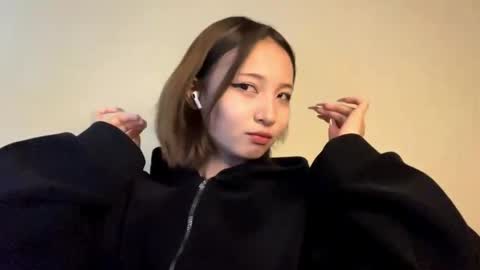 ethelynartice online show from April 15, 2:17 pm