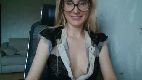 eva2323 online show from October 11, 2:31 pm