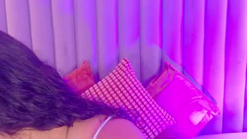 EVA DAEMON  online show from June 5, 12:00 pm