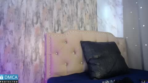 Snapshot of eva_delight_ chatting on October 2, 3:06 pm eva delight online show from October 2, 3:06 pm