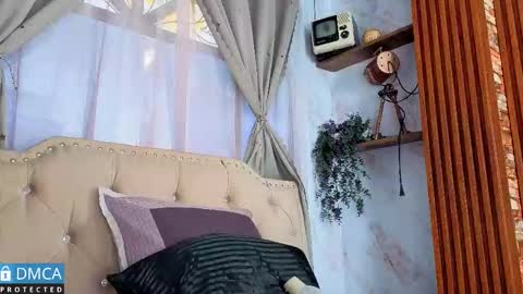 eva delight online show from January 15, 11:16 am