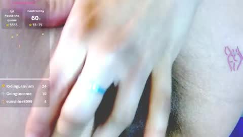 EVA online show from April 22, 3:53 pm