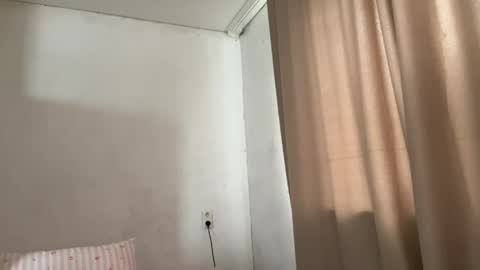 eva_kittenn online show from April 23, 12:29 pm