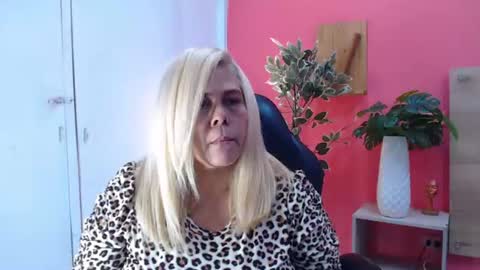 eva_love49 online show from July 6, 6:54 pm