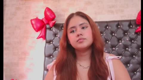 eva_luz1 online show from April 13, 7:03 pm