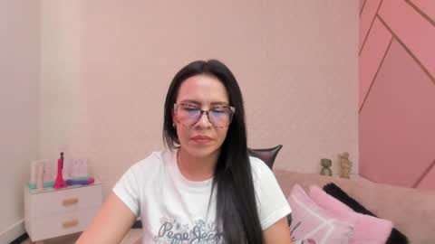 Eva  online show from April 23, 2:30 pm