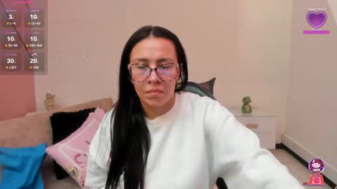 Eva  online show from April 26, 2:48 pm