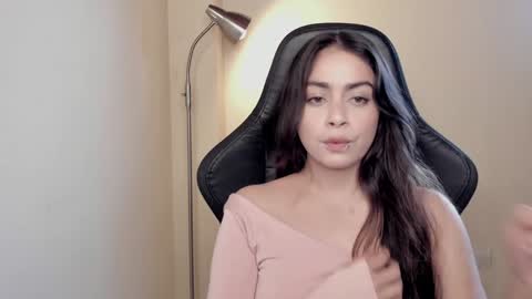 eva_monn online show from December 3, 8:28 pm