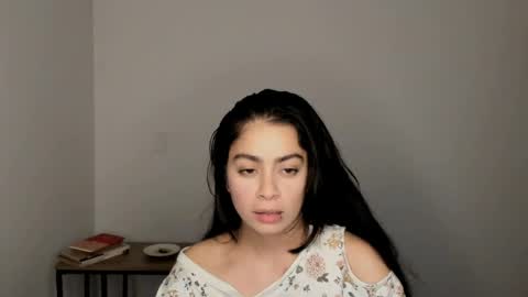 eva_monn online show from April 28, 2:27 am