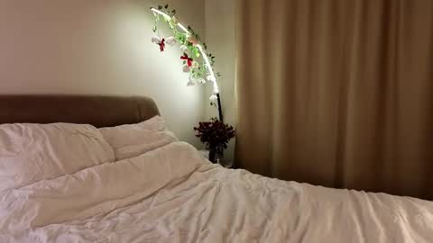 Eva online show from March 8, 6:56 pm