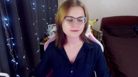 Snapshot of eva_orchid chatting on January 17, 10:44 am Eva online show from January 17, 10:44 am