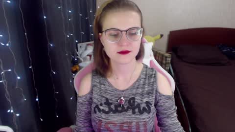 Snapshot of eva_orchid chatting on January 15, 9:56 am Eva online show from January 15, 9:56 am