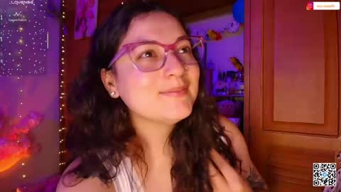 Eva  online show from June 6, 12:11 pm