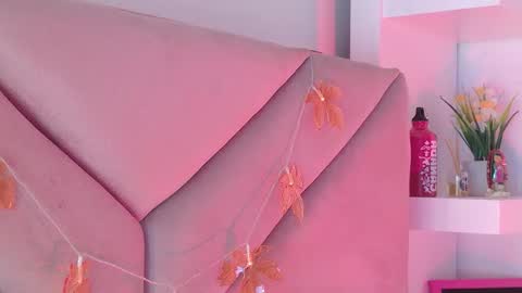 Snapshot of eva_sin18 chatting on September 15, 4:10 am Eva Sin online show from September 15, 4:10 am
