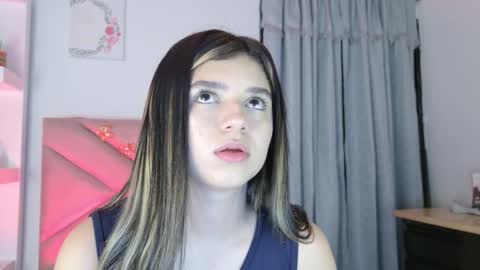 Snapshot of eva_sin18 chatting on October 3, 12:05 am Eva Sin online show from October 3, 12:05 am