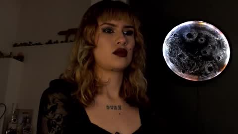 MISS EVY online show from January 15, 11:00 pm