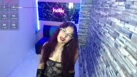 evaa_mist online show from October 17, 8:45 pm
