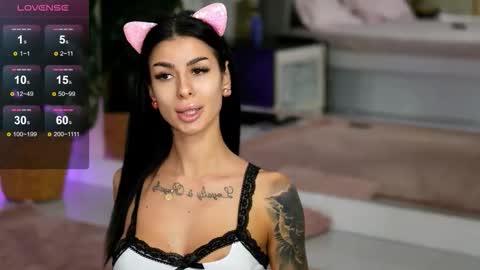 Eva  online show from November 7, 6:19 am