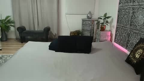 Snapshot of evabarbi chatting on December 15, 12:29 am evabarbi online show from December 15, 12:29 am