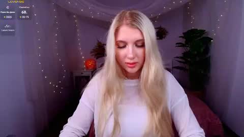 Eva  online show from July 31, 4:13 am