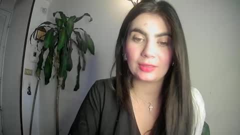 Snapshot of evacollins12 chatting on March 3, 11:01 pm evacollins12 online show from March 3, 11:01 pm
