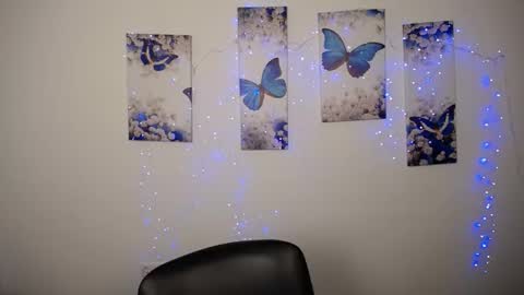 Eva online show from April 23, 12:29 pm