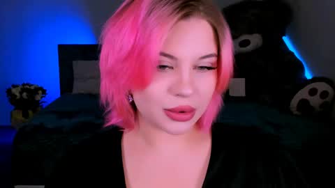 Snapshot of evaharve chatting on February 14, 9:43 pm Eva online show from February 14, 9:43 pm