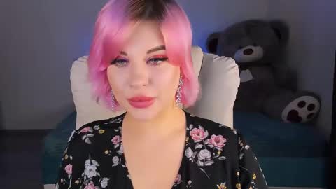 Snapshot of evaharve chatting on December 11, 9:34 pm Eva online show from December 11, 9:34 pm