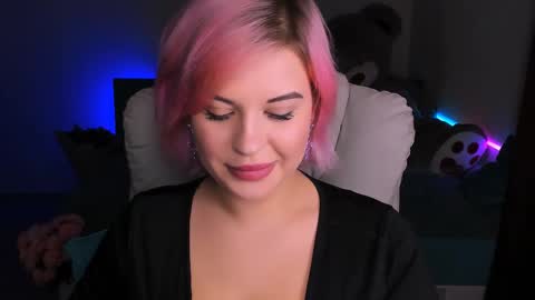 Snapshot of evaharve chatting on December 18, 11:19 pm Eva online show from December 18, 11:19 pm