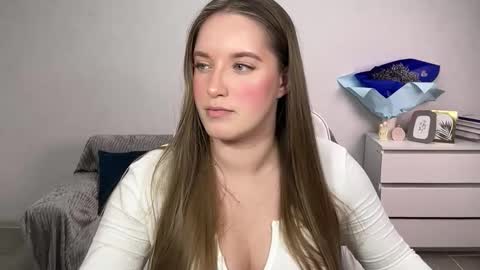 Eva online show from November 8, 8:03 pm