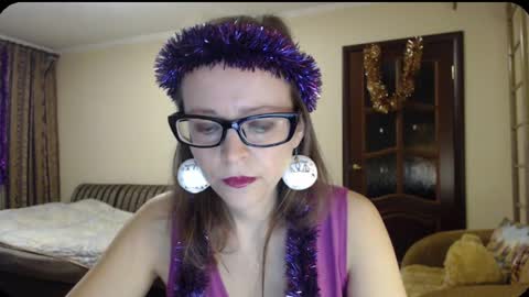 Snapshot of evangeline06 chatting on December 24, 8:44 am YourMistress online show from December 24, 8:44 am