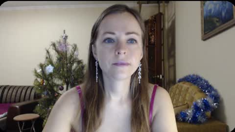 Snapshot of evangeline06 chatting on January 11, 8:43 am YourMistress online show from January 11, 8:43 am