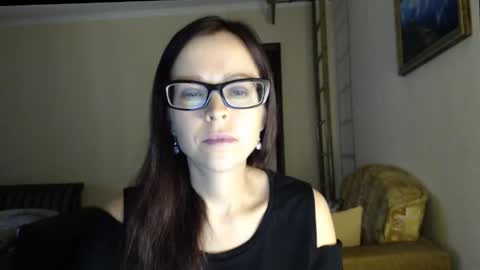 Snapshot of evangeline06 chatting on October 8, 9:46 am YourMistress online show from October 8, 9:46 am