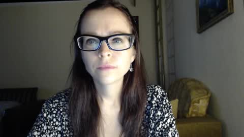 Snapshot of evangeline06 chatting on October 7, 9:36 am YourMistress online show from October 7, 9:36 am