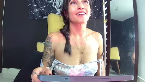  Eva online show from April 25, 7:11 pm