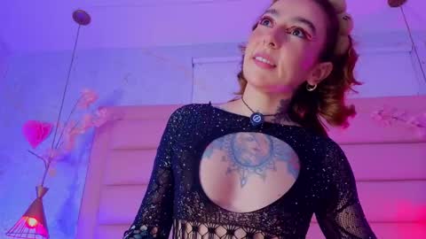 Evangelyne online show from April 28, 3:49 pm