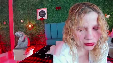  Evangelyne  online show from February 23, 7:35 pm