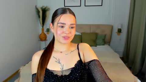 Eva online show from April 20, 1:03 pm