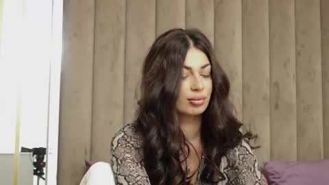 EvaRhea online show from September 22, 3:05 am