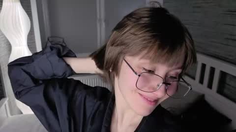 Eva online show from April 27, 7:33 pm