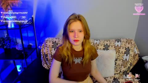 Snapshot of evastevs chatting on December 29, 5:33 pm Eva online show from December 29, 5:33 pm