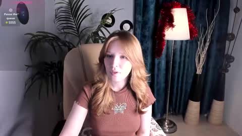 Snapshot of evastevs chatting on December 2, 9:43 am Eva online show from December 2, 9:43 am