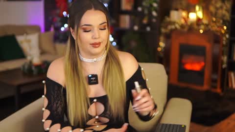 Eva online show from January 4, 8:05 pm