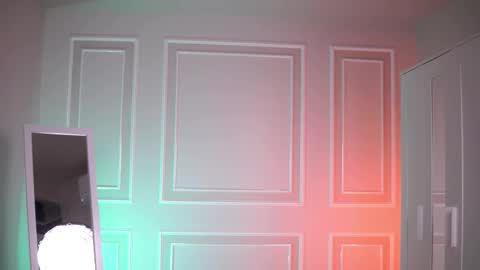 Eva online show from November 25, 9:48 pm