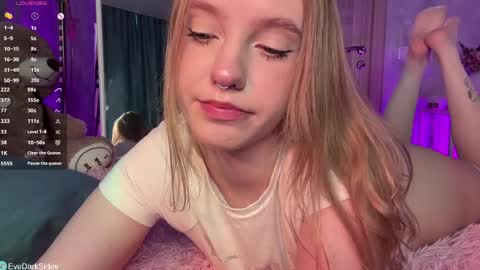 evedarkside online show from April 25, 7:11 am