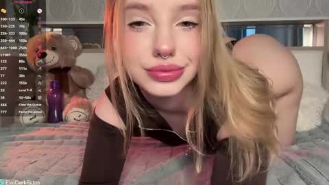 evedarkside online show from April 22, 7:16 am