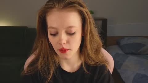 Eveleen online show from January 10, 8:37 pm