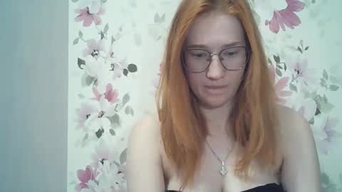 Evelina online show from April 24, 2:42 pm